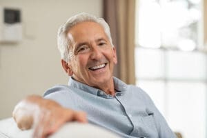 quanto costa una dentiera prezzi differenze e soluzioni